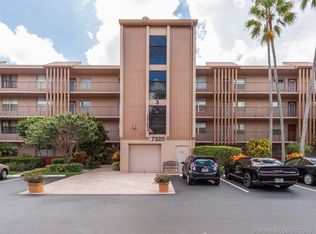 7320 Lake Circle Dr APT 304, Margate, FL 33063