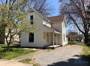 315 S Walnut St, Bryan, OH 43506