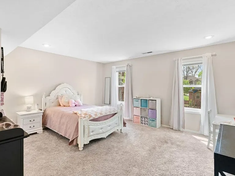 840 E Gaslight Dr — Photo 24