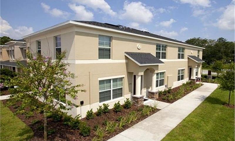 1st image of 352 Carina Cir