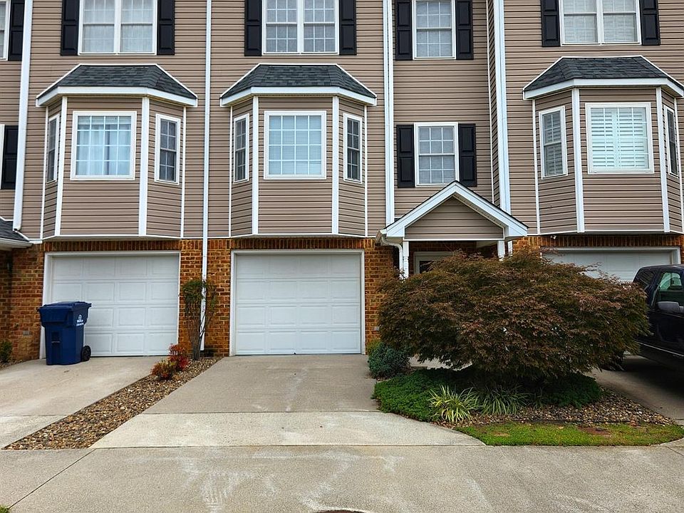 1st image of 737 Wyndhurst Dr