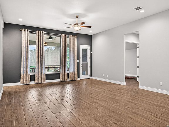 5th image of 9012 Raven pointe