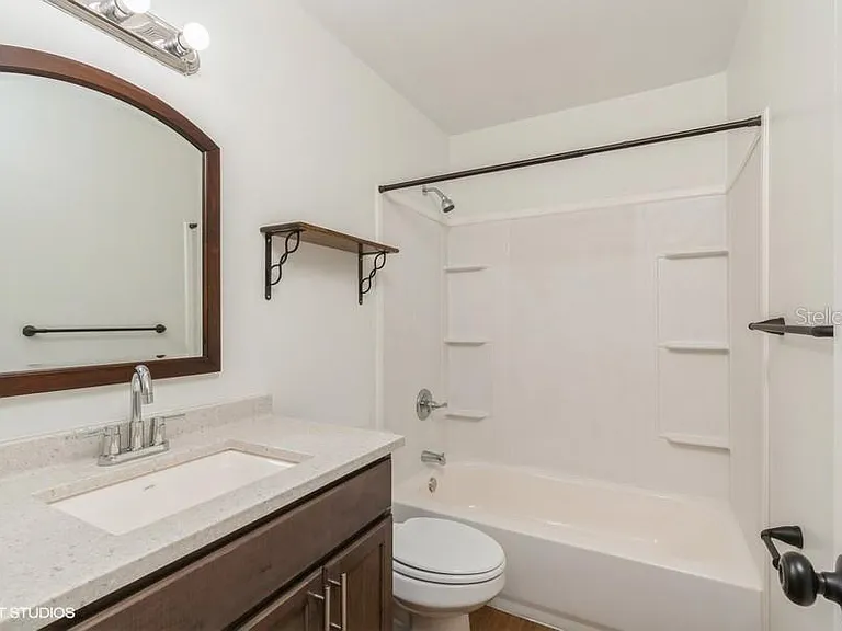 2522 NW 4th Ter #2522 — Photo 12