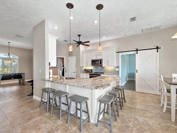 5th image of 4413 SW 26th Ct