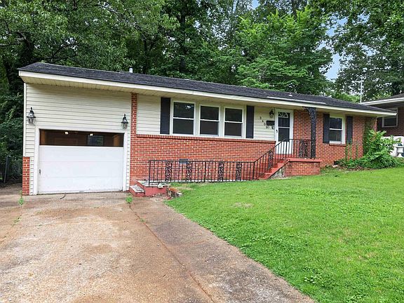 2nd image of 3409 Vermont Dr