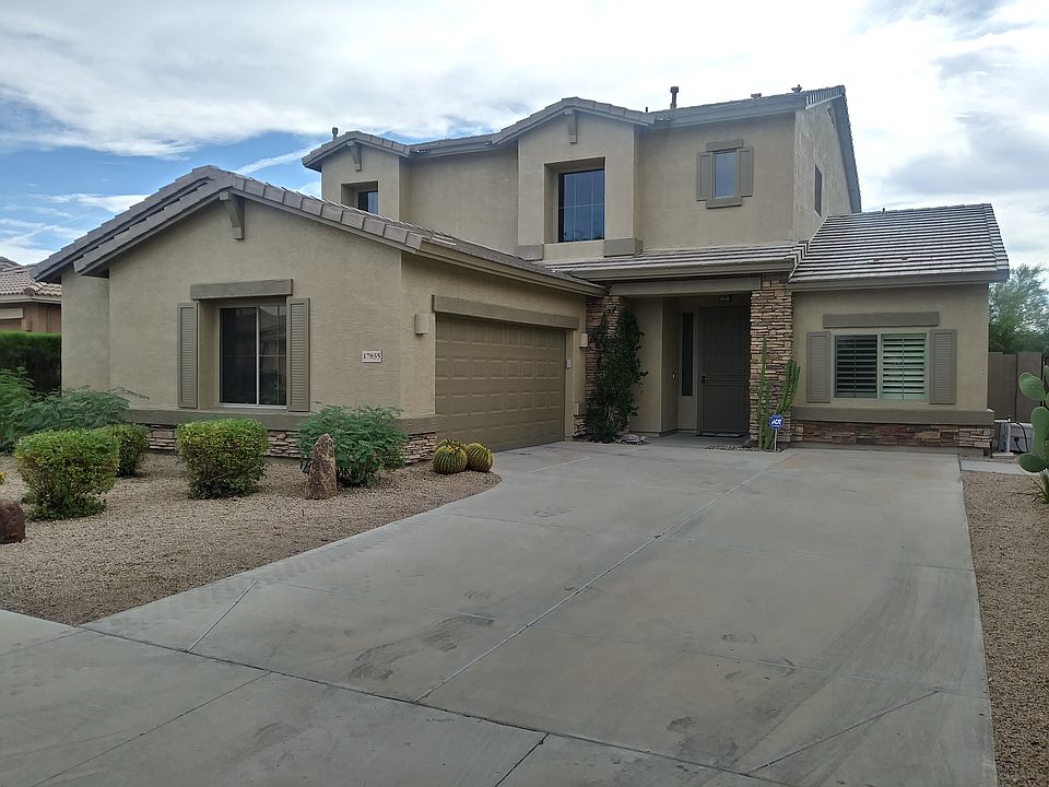 1st image of 17835 W Summerhaven Dr
