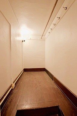 1st image of 419 Queen Anne Ave N #305