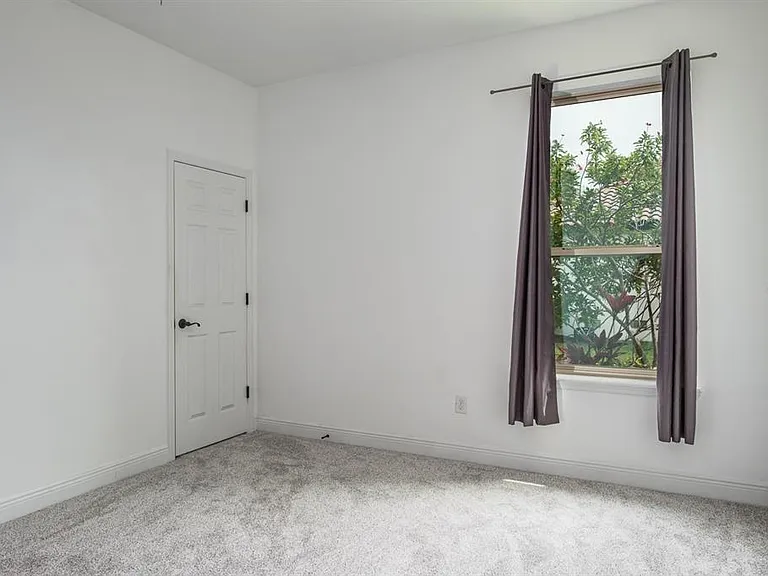 165 Mobbly Bay Dr — Photo 64