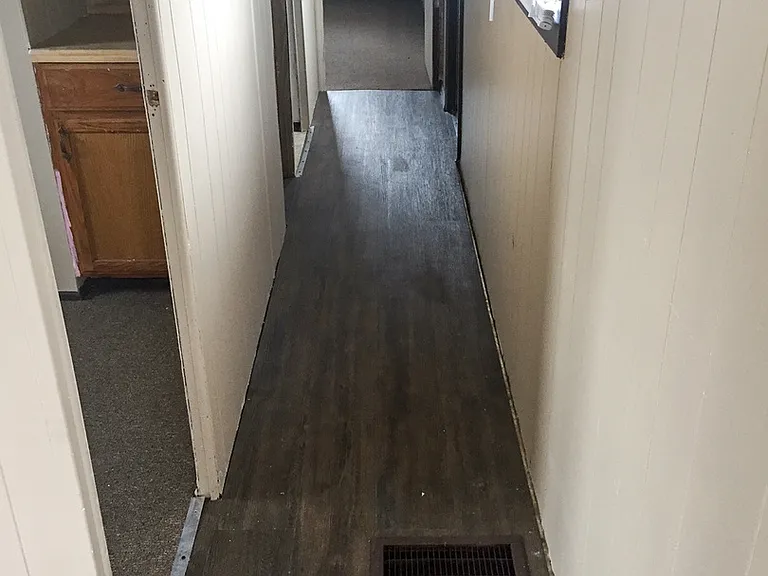 111 N Charlton Ave — Photo 4