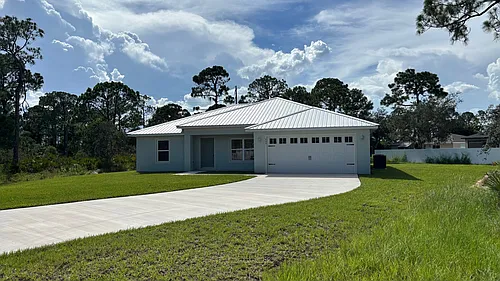 605 Abarth Ave Photo 1