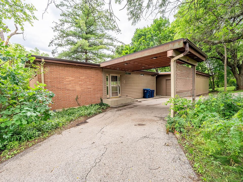 1st image of 341 Hickory Haven Dr E