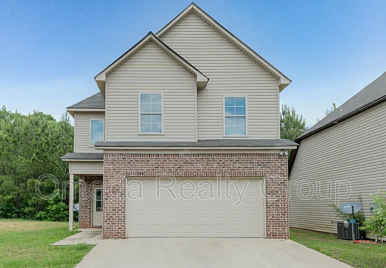 4560 Barretts Trace Blvd — Photo 1