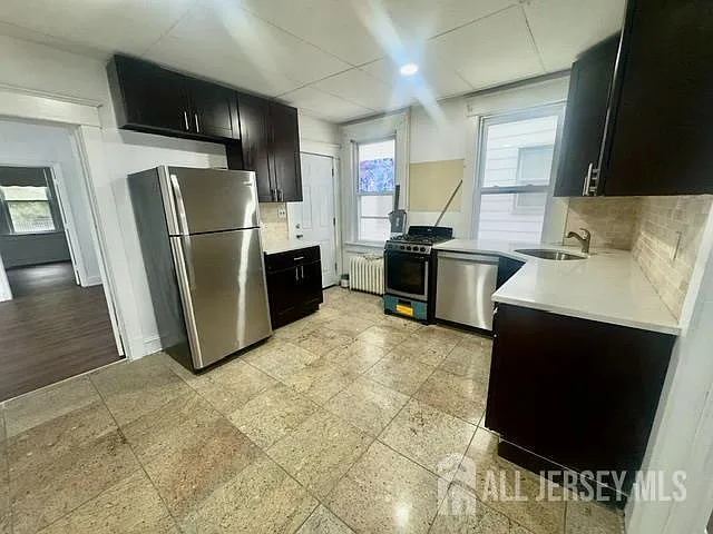 50 Harvey St — Photo 6