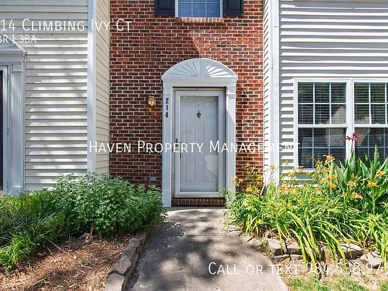 214 Climbing Ivy Ct — Photo 29