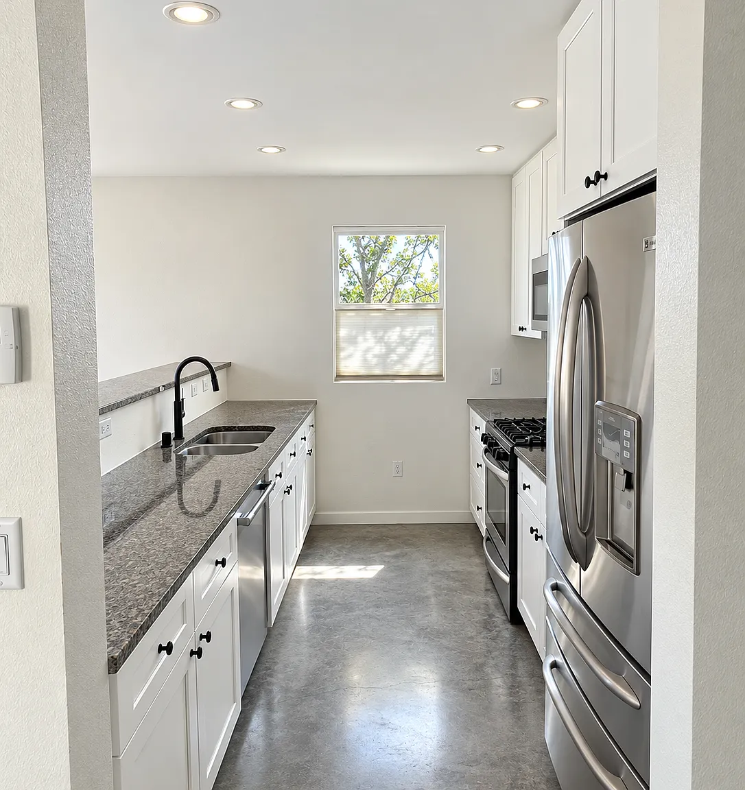 2 bed, 1800 sqft, $3,250 — Photo 3