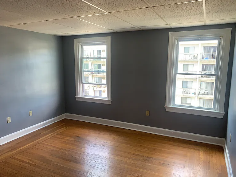 336 E Lincoln Highway — Photo 28