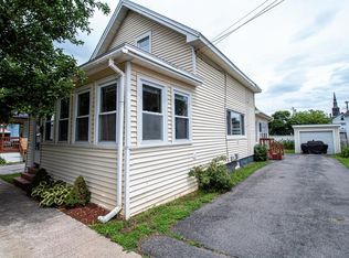 4 Champlain St, Plattsburgh, NY 12901
