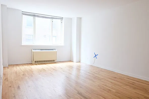 Rented by B & L Management | media 18