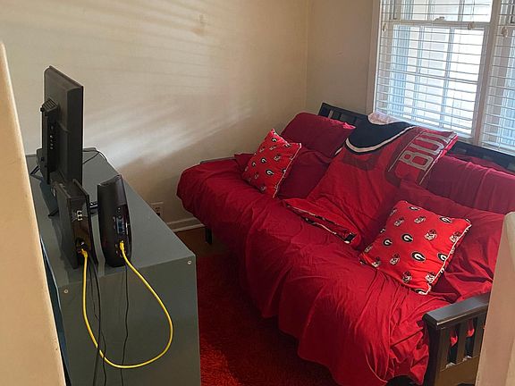 5th image of 655 E Campus Rd APT 40