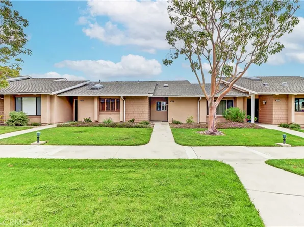 8565 Sierra Cir Unit 915D, Huntington Beach, CA 92646