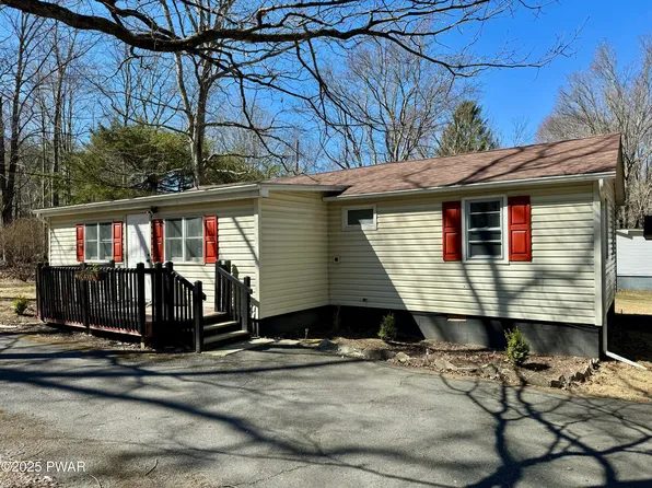 102 Keitha Ln, East Stroudsburg, PA 18302