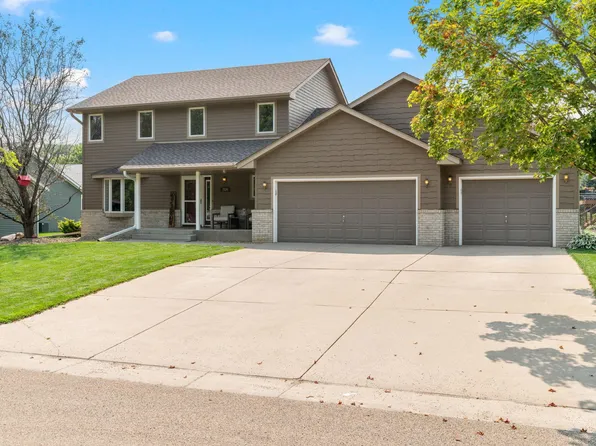 1534 18th Ave NW, Faribault, MN 55021