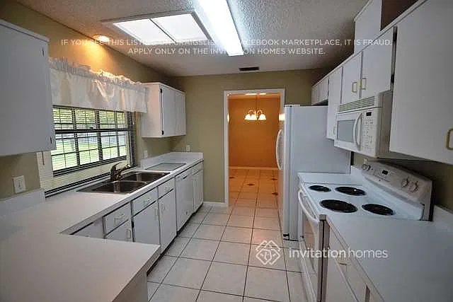 710 Vicksburg St Deltona, FL 32725 — Photo 3