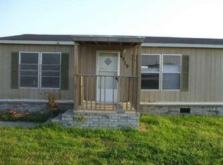 6719 Spring Branch Dr, Krum, TX 76249