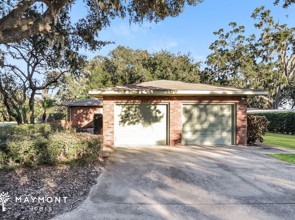 15824 Fairview Point