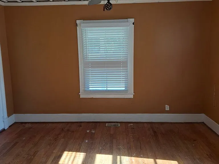 732 Stewarts Rd — Photo 18
