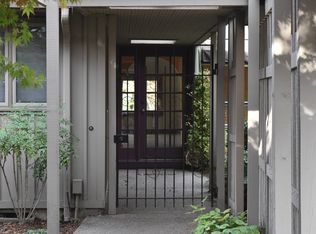 323 Spyglass Dr, Eugene, OR