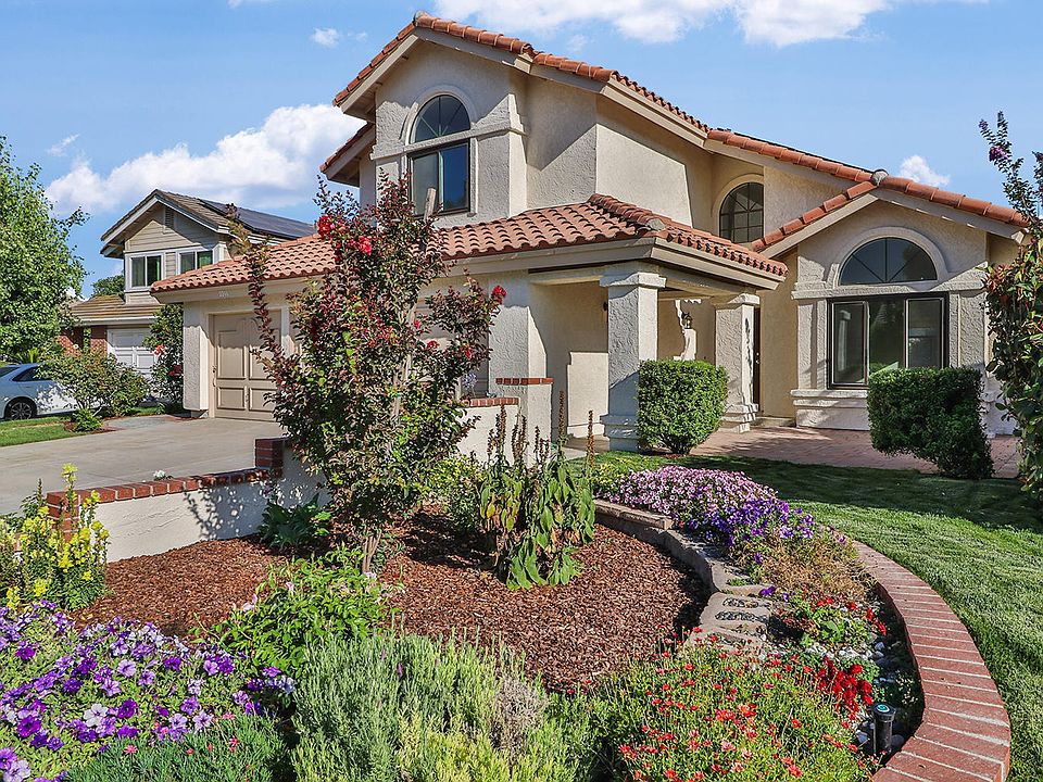 1st image of 2246 Country Park Ct