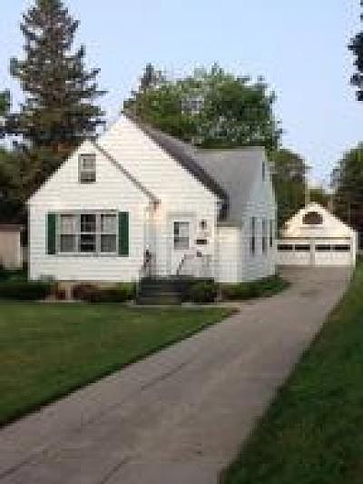 1st image of 1136 Lake Ave