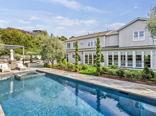 1048 Whitwell Rd, Burlingame, CA 94010