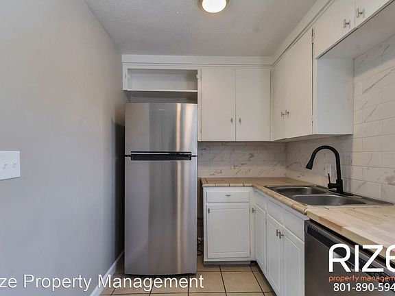 2nd image of 343 E Lambourne Ave #4