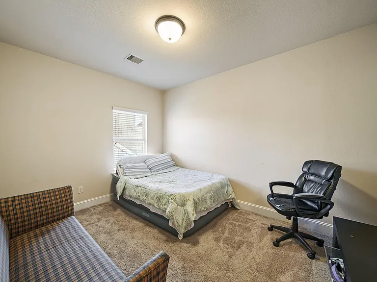 2523 Crossvine Dr — Photo 19