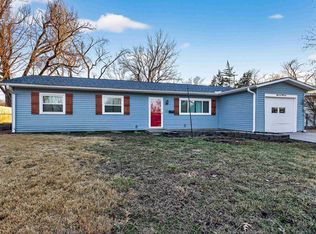 5631 SW 17th Ter, Topeka, KS 66604