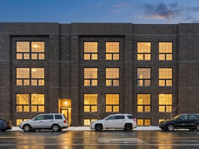 5830 N Lincoln Ave #2E, Chicago, IL, 60659