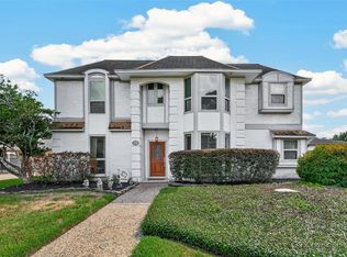 18331 Longcliffe Dr, Houston, TX 77084