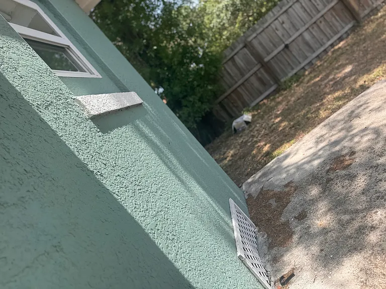 1713 E Chelsea St — Photo 24