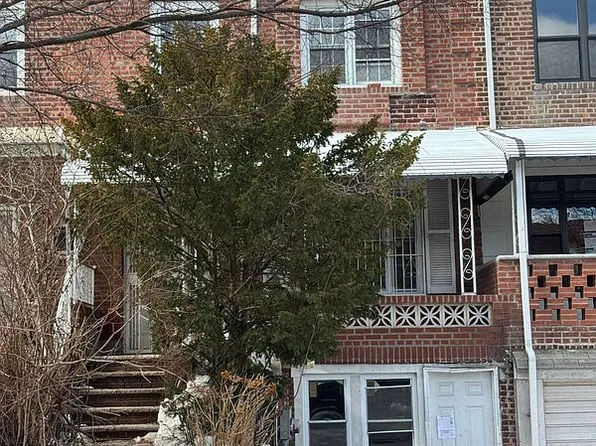 33-52 59th St #1, Woodside, NY 11377