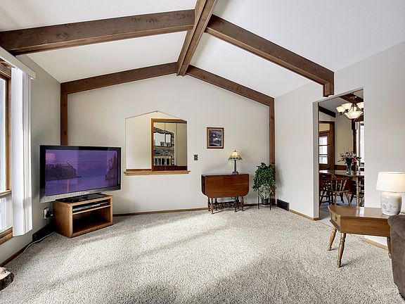 4th image of 13234 Stanton Dr