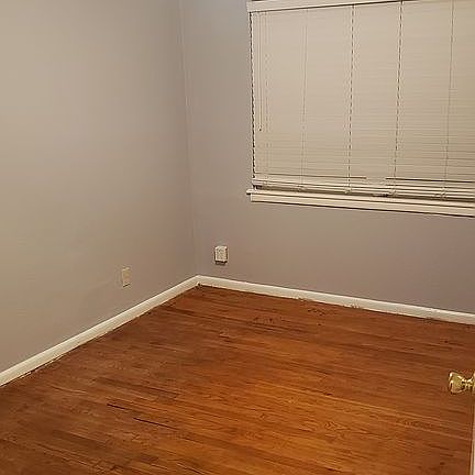 4th image of 803 Highland Dr