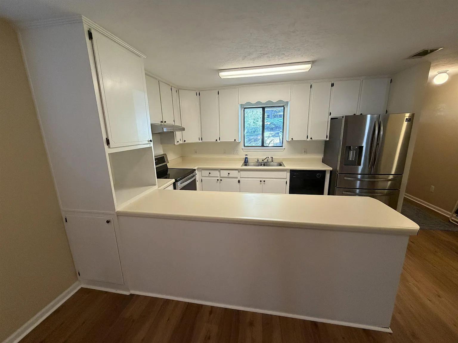 2 bed, 1148 sqft, $1,400 — Photo 4