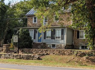 23363 Sam Fred Rd #4, Middleburg, VA 20117