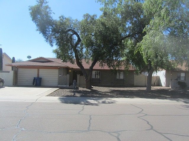 1st image of 2113 E Yale Dr
