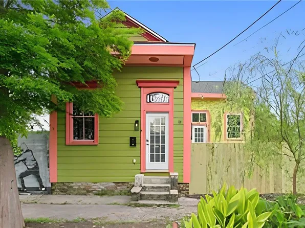 1674 N Robertson St, New Orleans, LA 70116