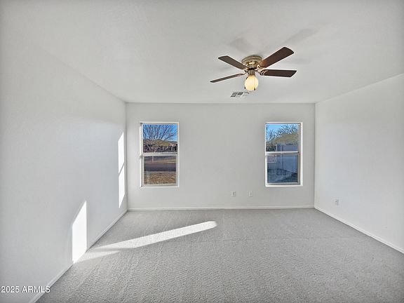 5th image of 40995 W PORTIS Drive