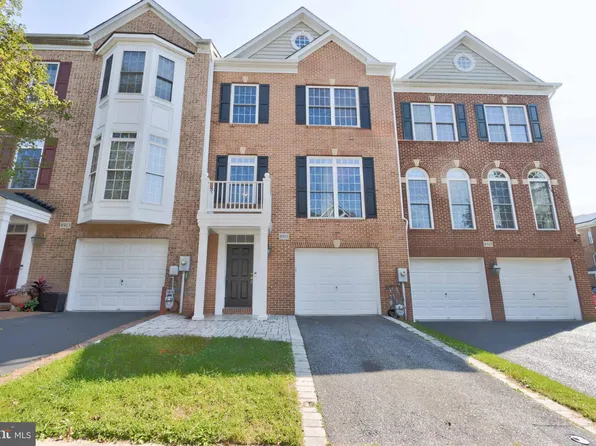 8915 Lee Manor Dr, Ellicott City, MD 21043
