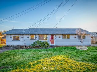 1189 Wildwood Dr, Oak Harbor, WA 98277